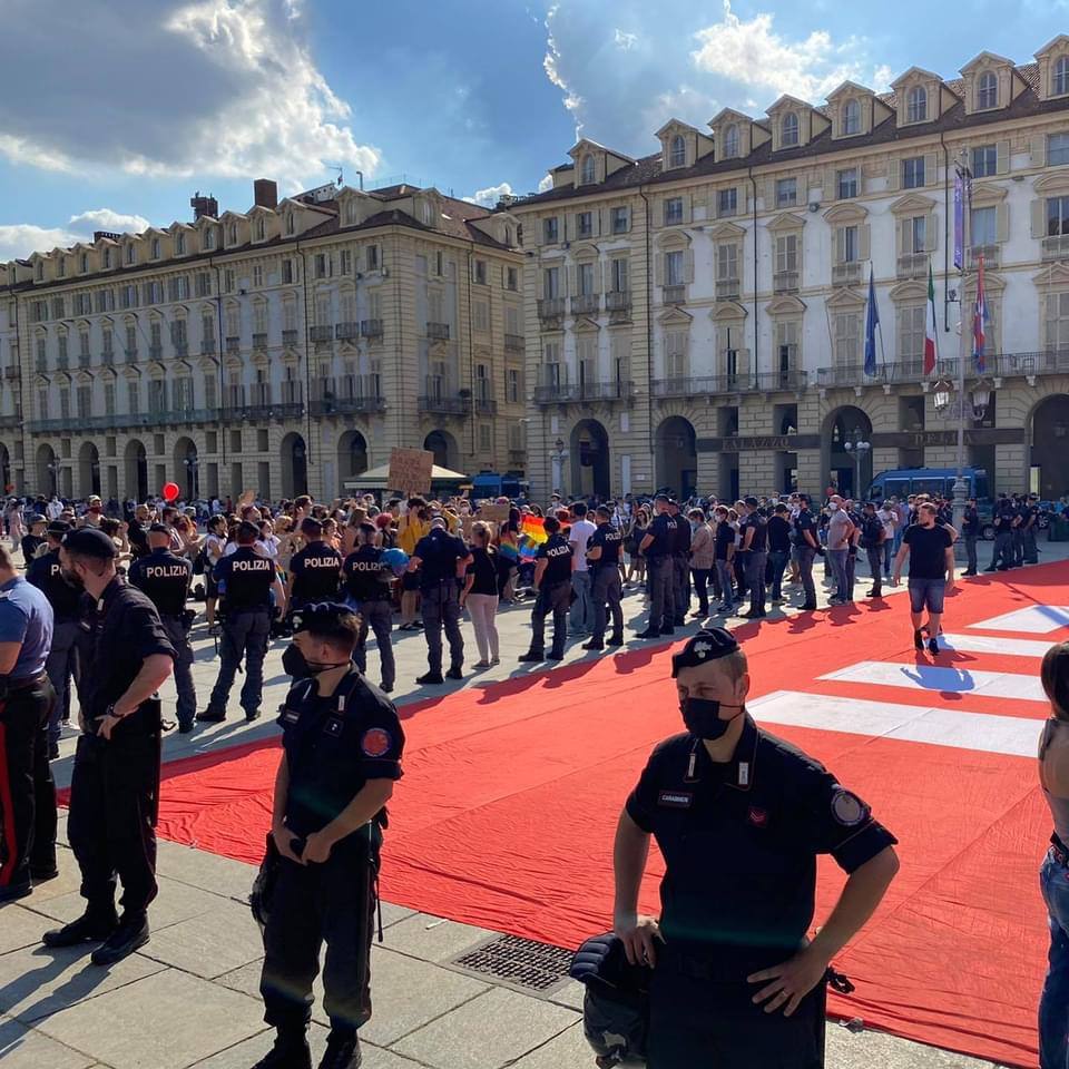 Le lobby Lgbt chiedono il ddl Zan in nome della tolleranza, ma sono i primi aggressori - VIDEO 1